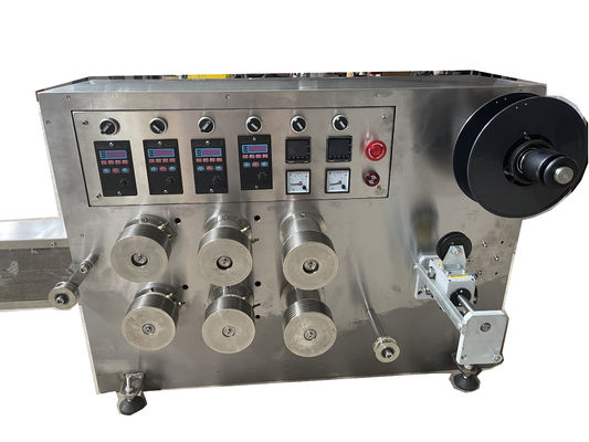 Presión de aire de la hiladora 3kg/Cm2 del laboratorio de la gama de temperaturas de la tracción 20-180℃ pequeña