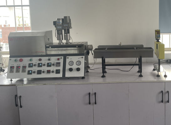 Longitud gemela de la rosca de tornillo del extrusor de tornillo del laboratorio del laboratorio del control del PLC 0.75KW 250m m